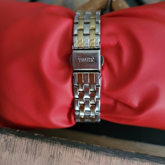 Timex Ladies watch - Picture 5 of 9